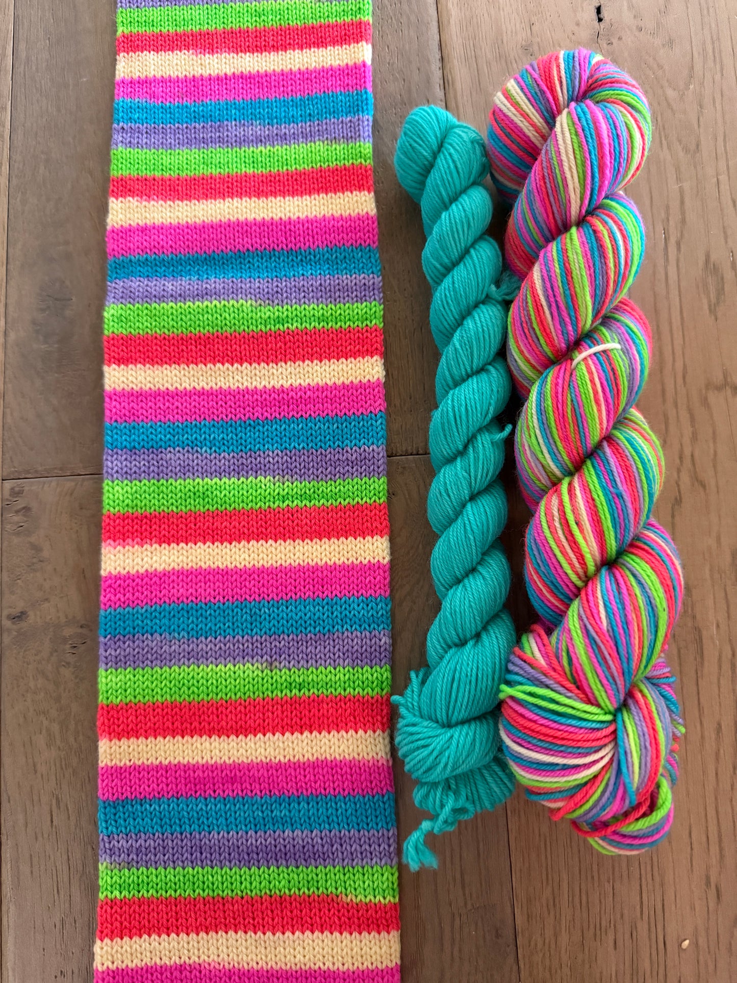 Pool Party Self Striping Sock Set