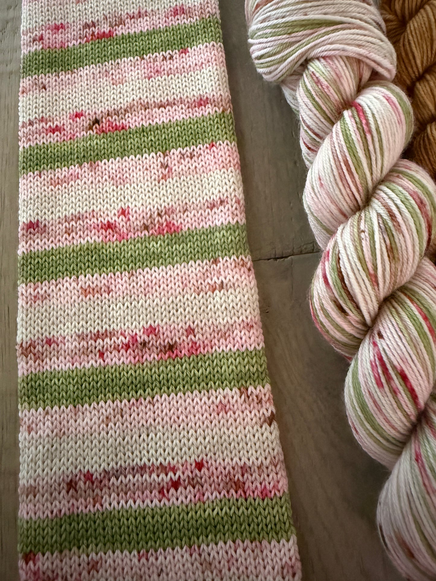 Christmas Pudding Self Striping Sock Set