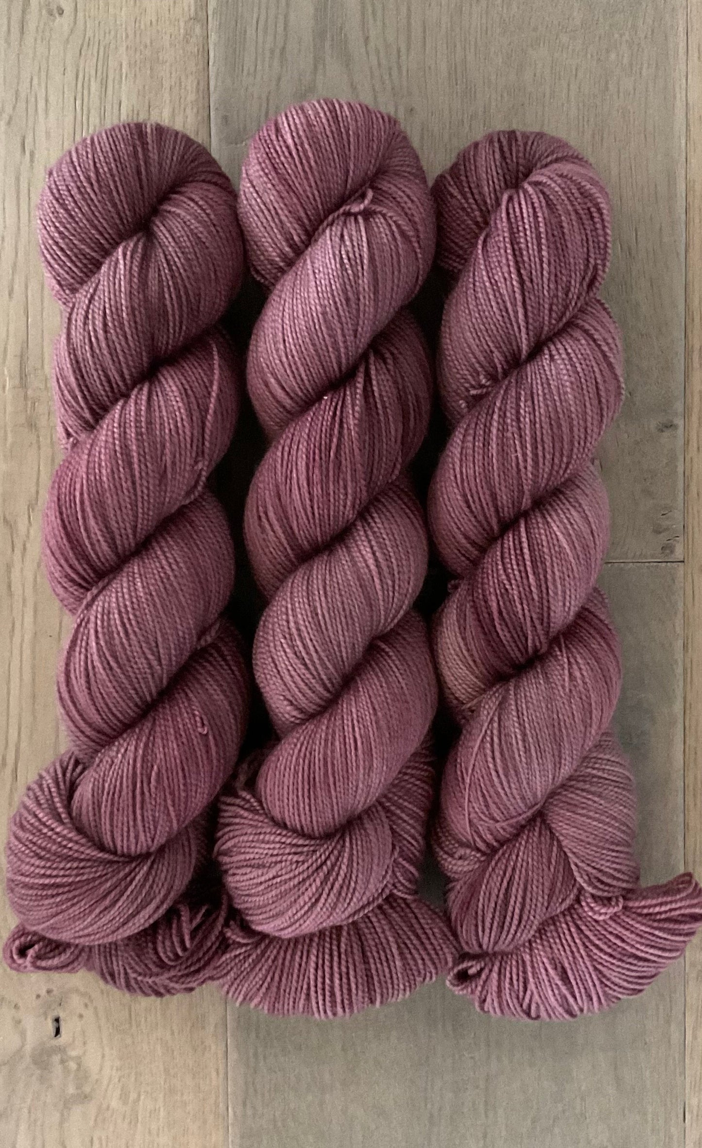 Traditional Non- Superwash Merino Fingering