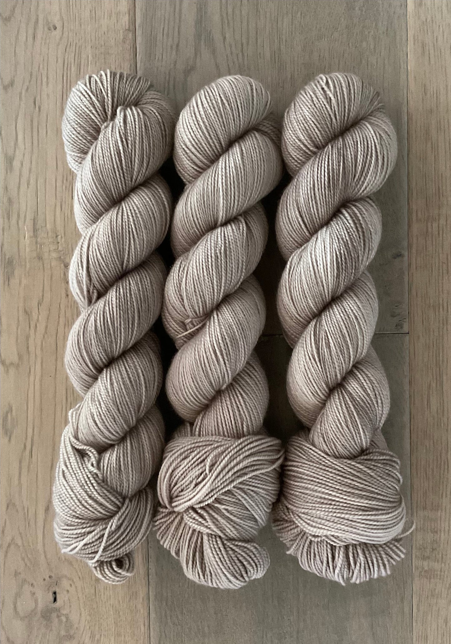 Traditional Non- Superwash Merino Fingering