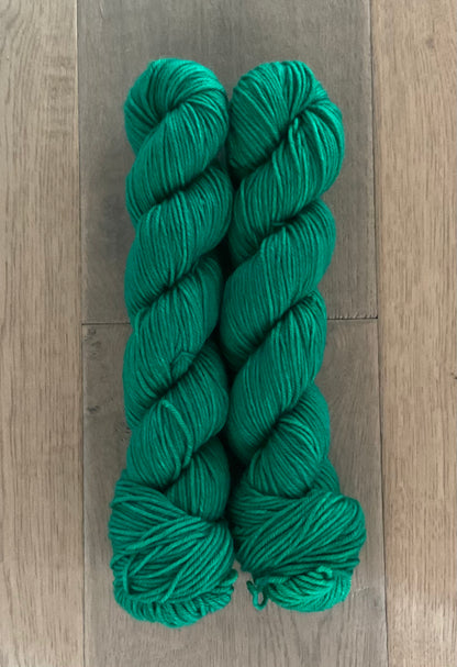 DK Kelly Green Yarn
