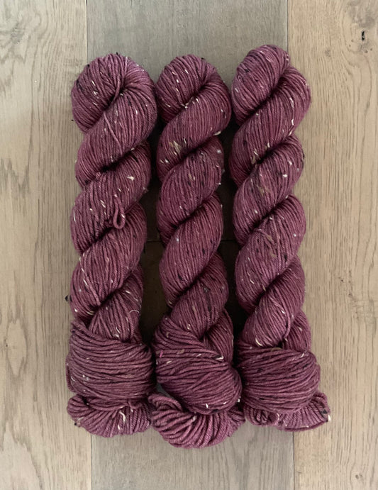 DK Tweed Antique Mauve Yarn