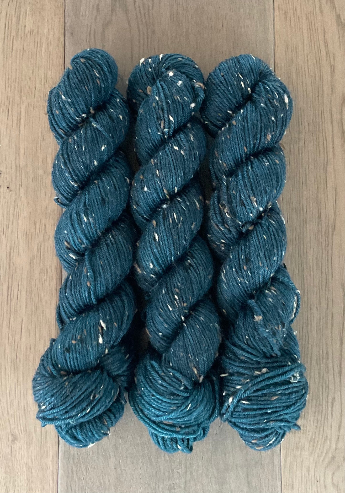 Dk Tweed Spruce Yarn