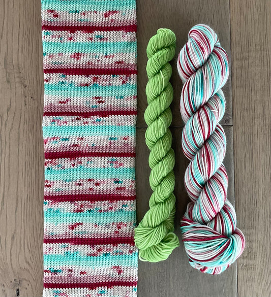 Santa Baby Self Striping Sock Set