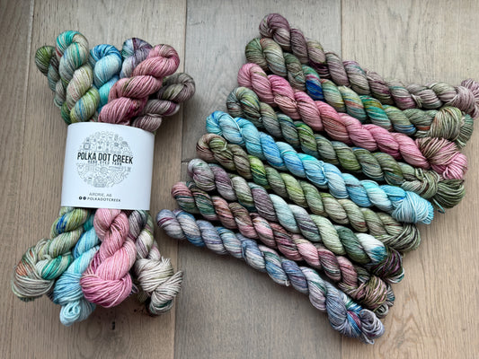 The Mountains are calling mini skein bundle (20g)
