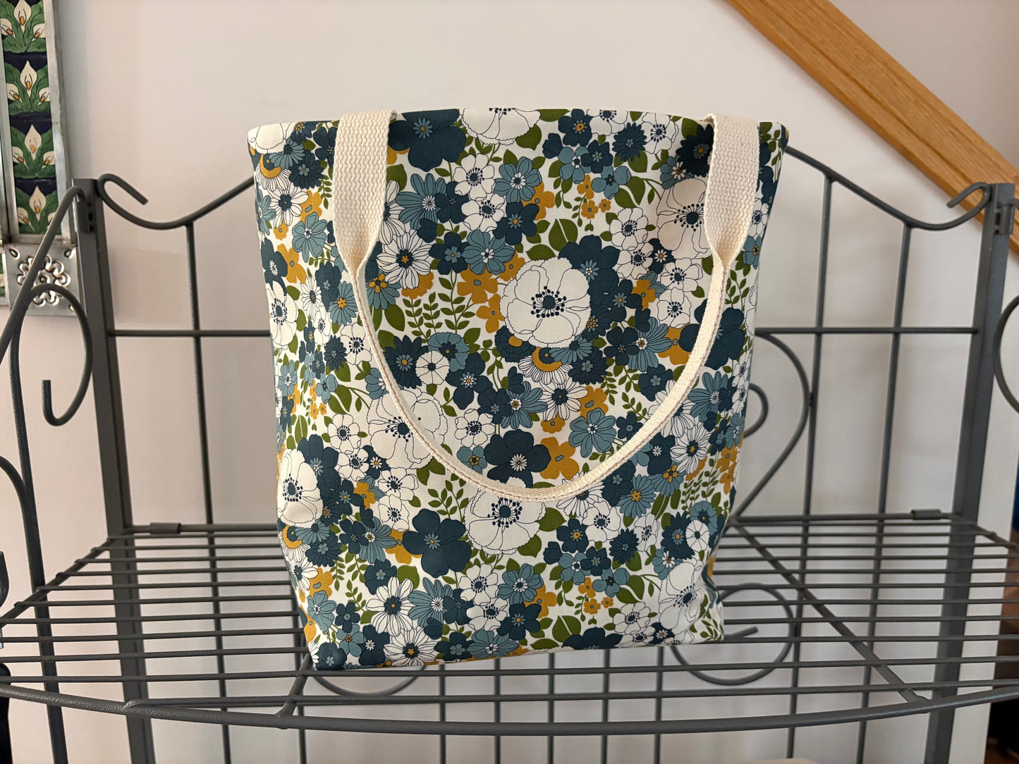 Medium Basket Totes