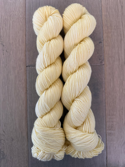 DK Butter Yarn