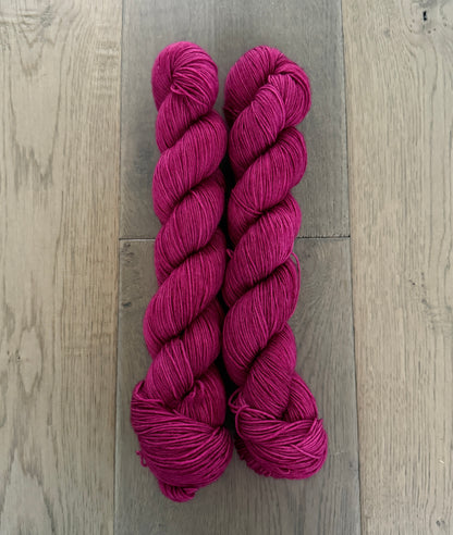 DK Raspberry Yarn