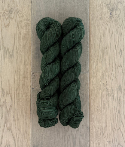 Hunter Green Fingering Yarn