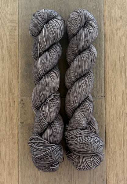 DK Greige Yarn