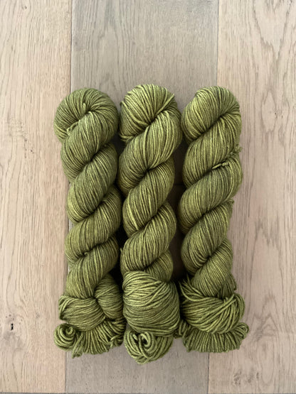 DK Moss Yarn