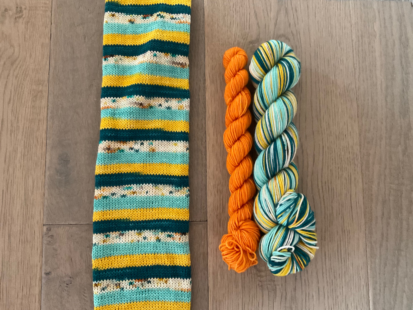 Jasmine Self Striping Sock Set