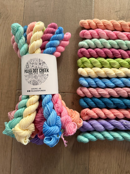 Everyday Favorites Yarn Bouquets Tonals