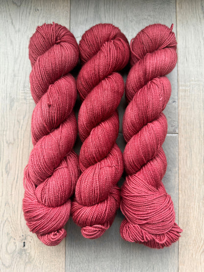 Traditional Non- Superwash Merino Fingering