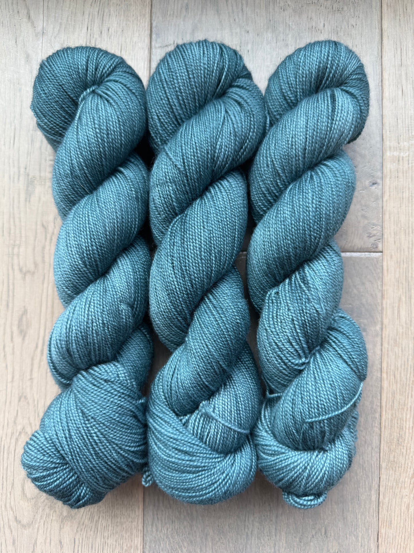 Traditional Non- Superwash Merino Fingering