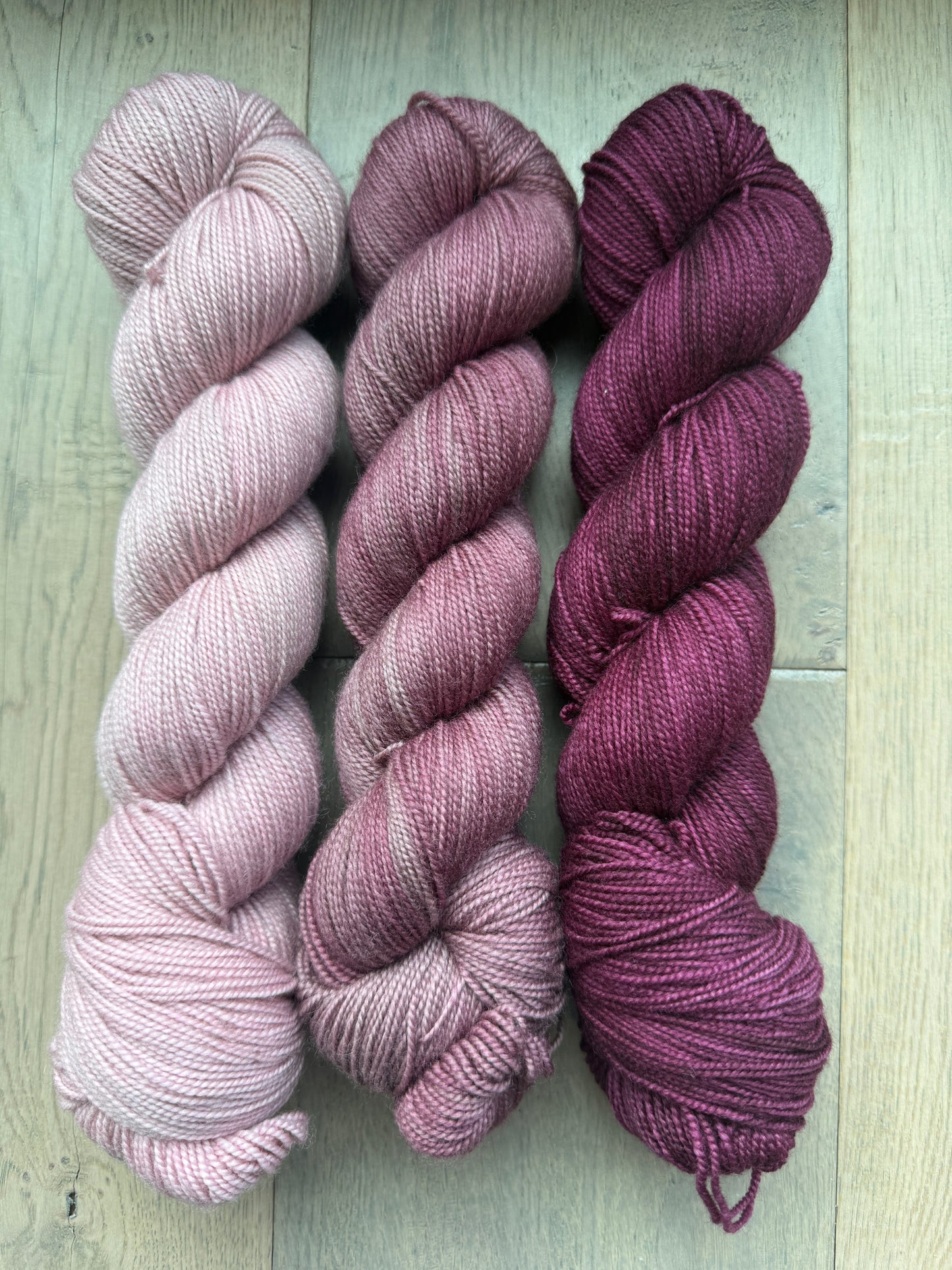 Traditional Non- Superwash Merino Fingering