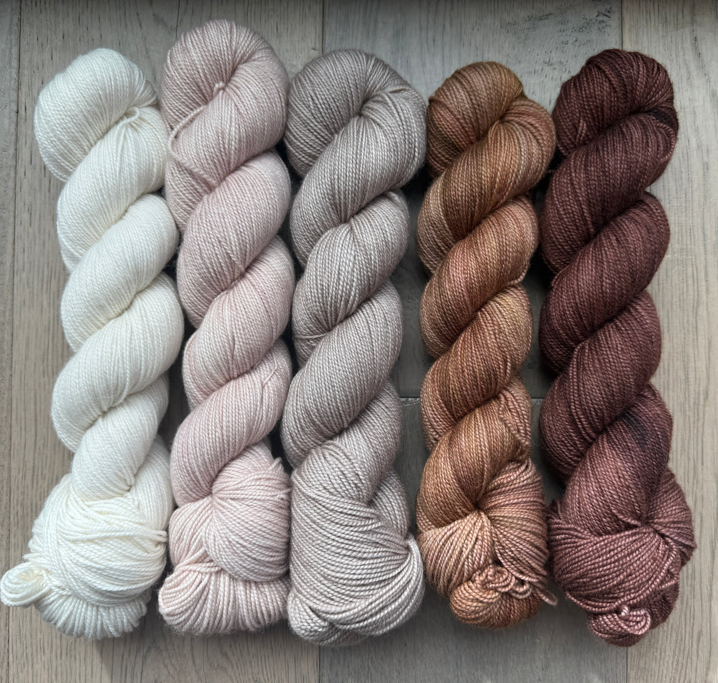 Traditional Non- Superwash Merino Fingering