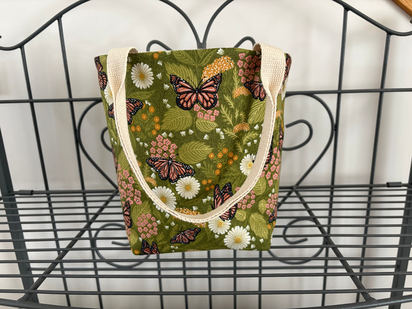 Small Basket Totes