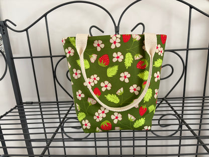 Small Basket Totes