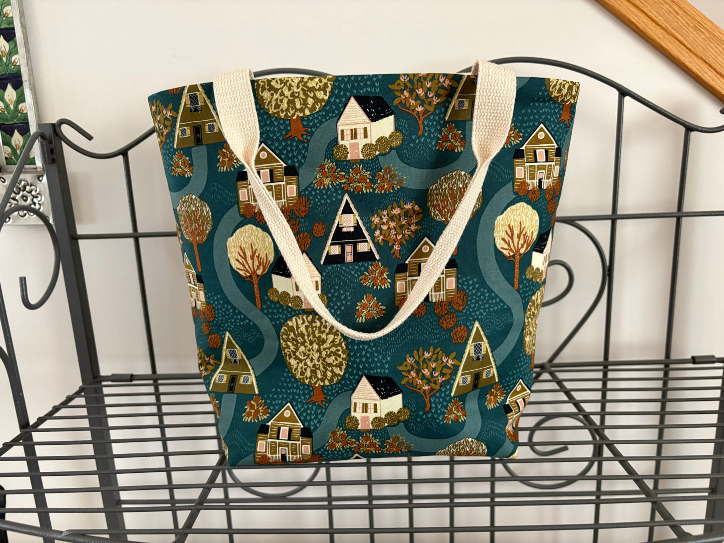 Medium Basket Totes
