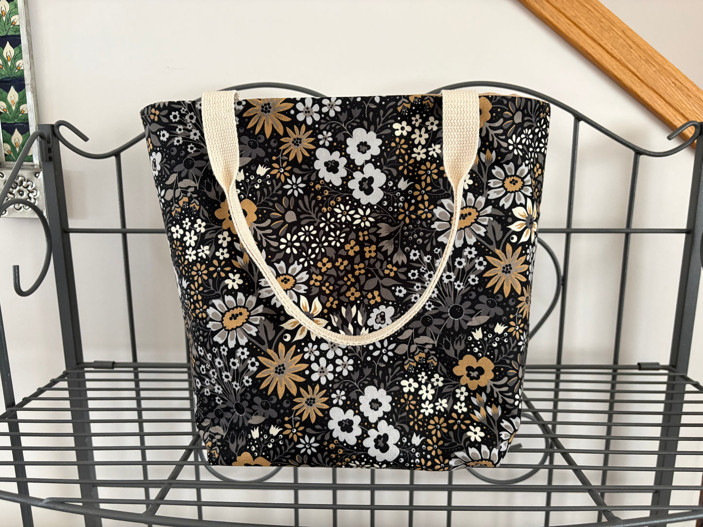 Medium Basket Totes