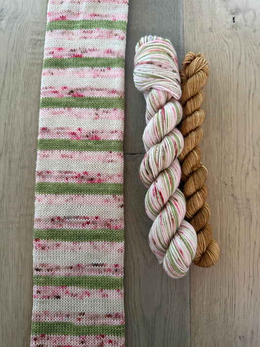 Christmas Pudding Self Striping Sock Set