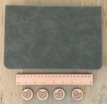 Folding Chart Keeper