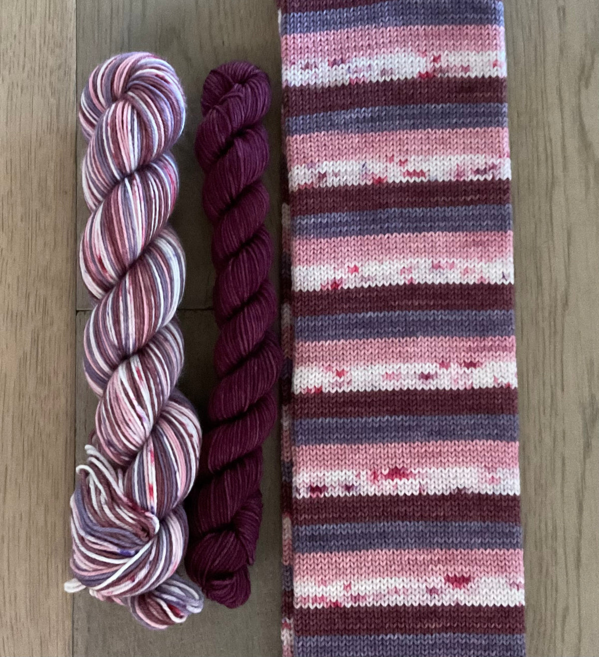 Romantasy Self Striping Sock Set