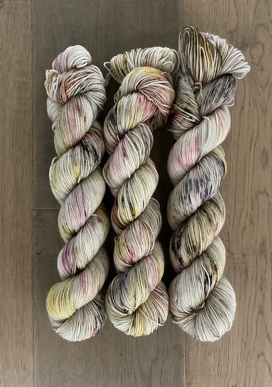 Bee's Knees Fingering Yarn