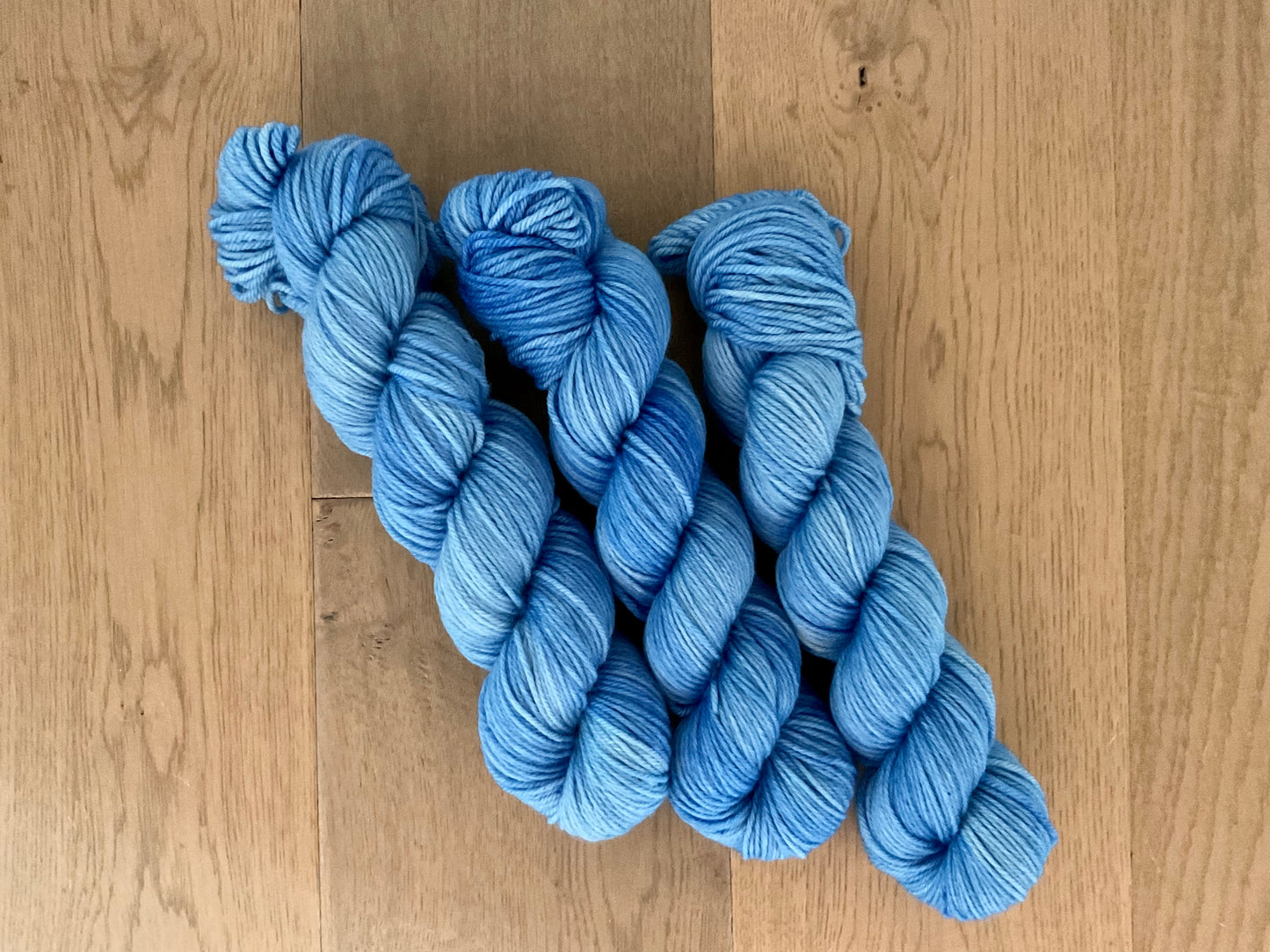 Worsted Blue Eyes Yarn
